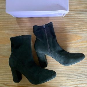 NWB Madden Girl Fantaysa Fabric Ankle Boots Size 6.5 M